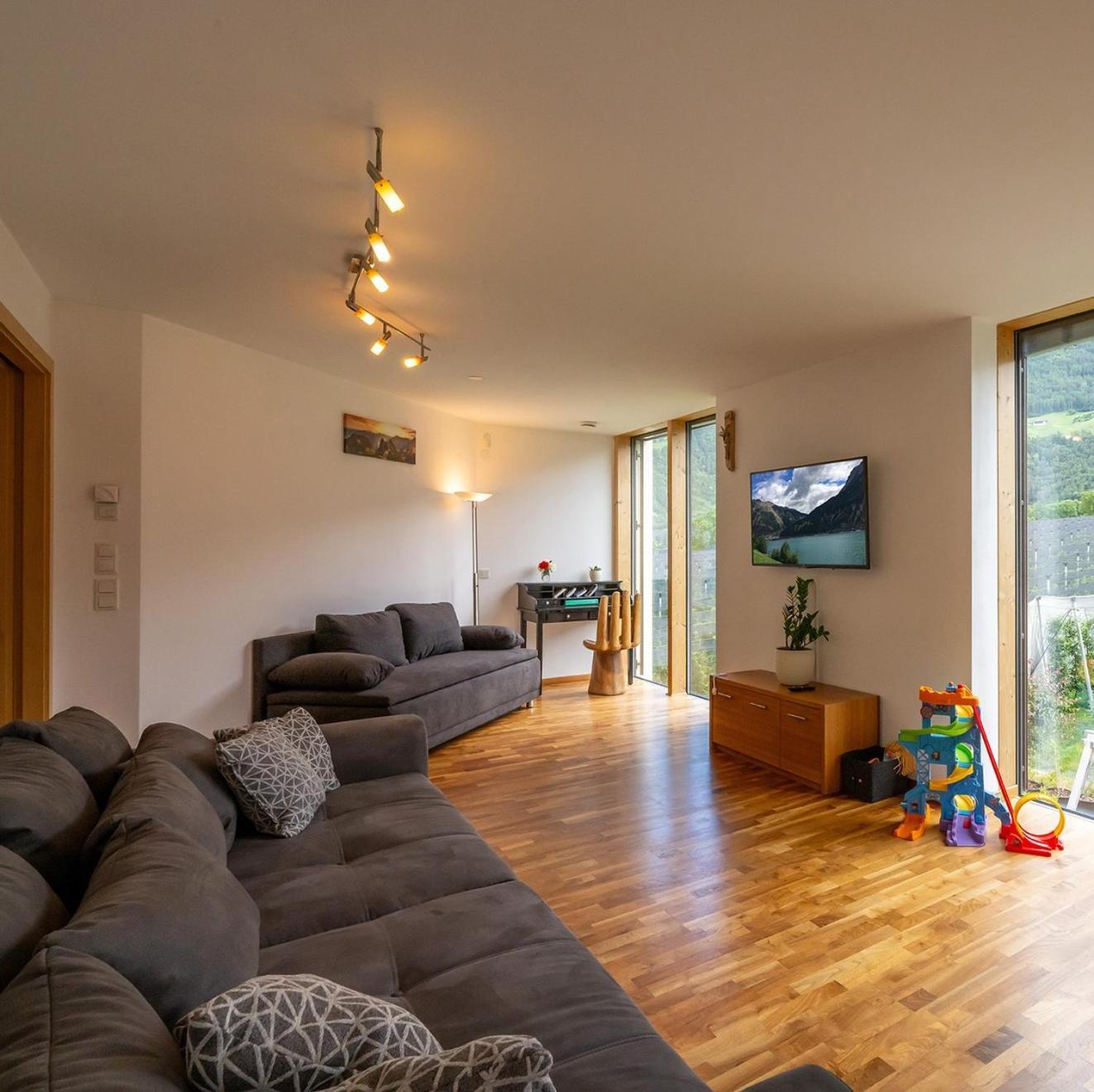 Biohof Gala Apartment นาตูร์โน ภายนอก รูปภาพ